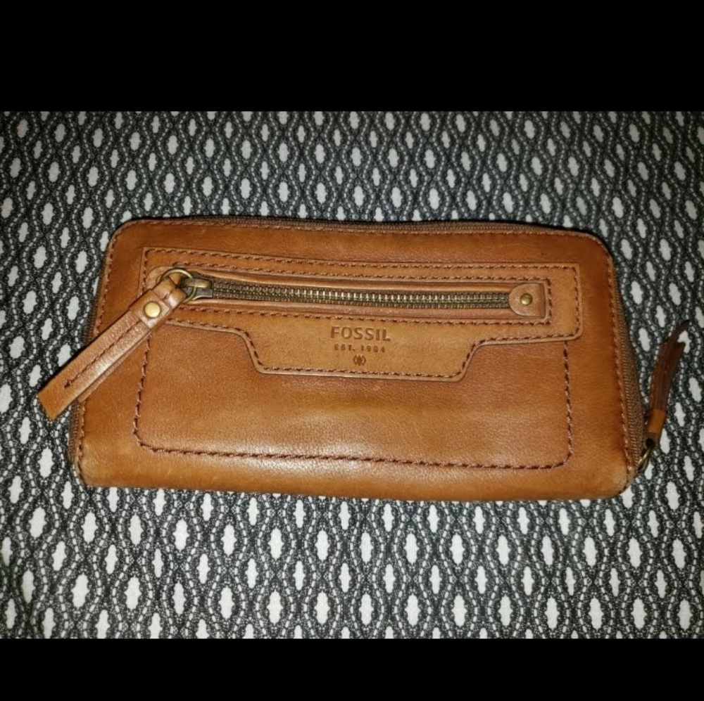 Fossil brown leather wallet.